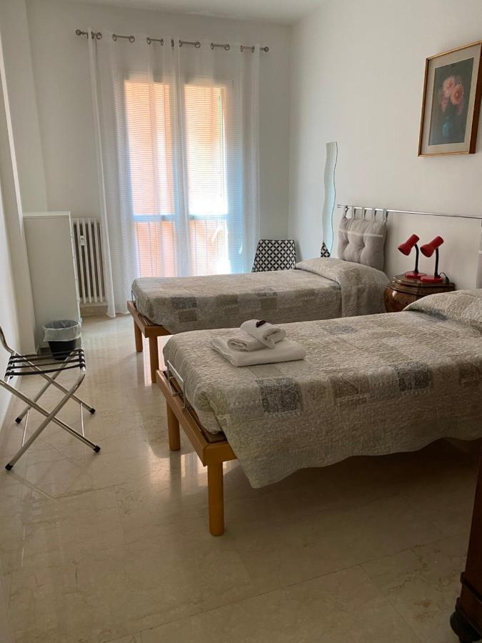 Carbonara Apartment Болоня Екстериор снимка